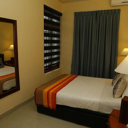 Crown Hills Kandy Inn 외부 사진