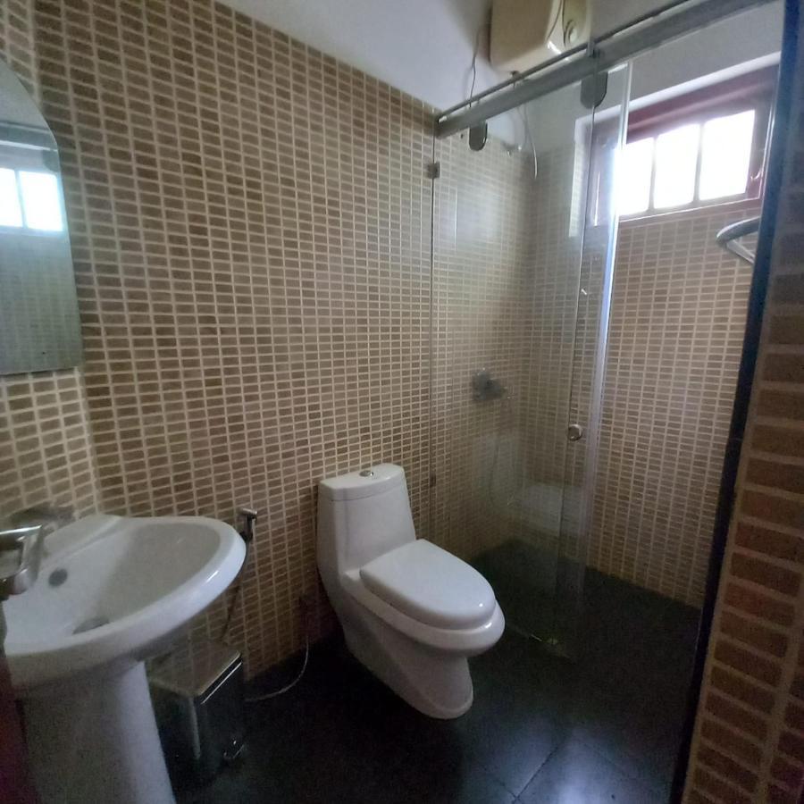 Crown Hills Kandy Inn 외부 사진