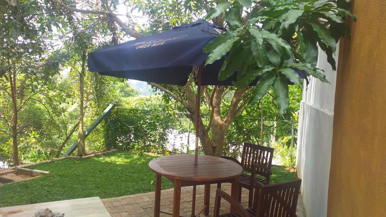 Crown Hills Kandy Inn 외부 사진