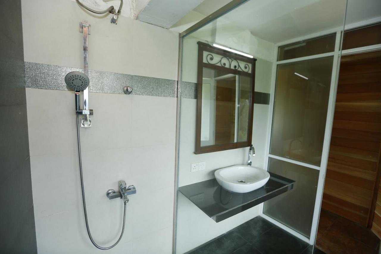 Crown Hills Kandy Inn 외부 사진