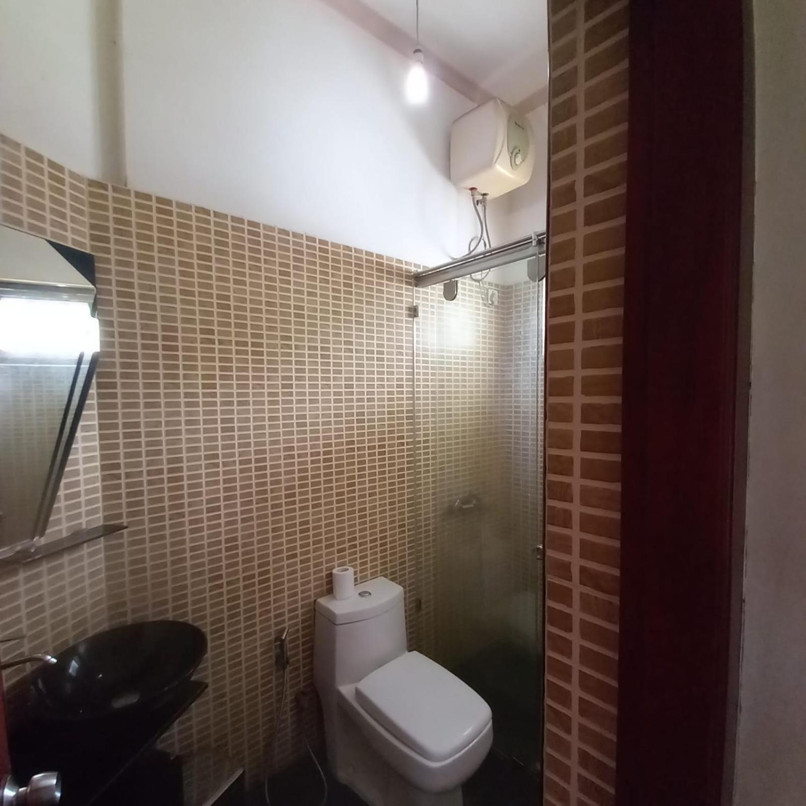 Crown Hills Kandy Inn 외부 사진
