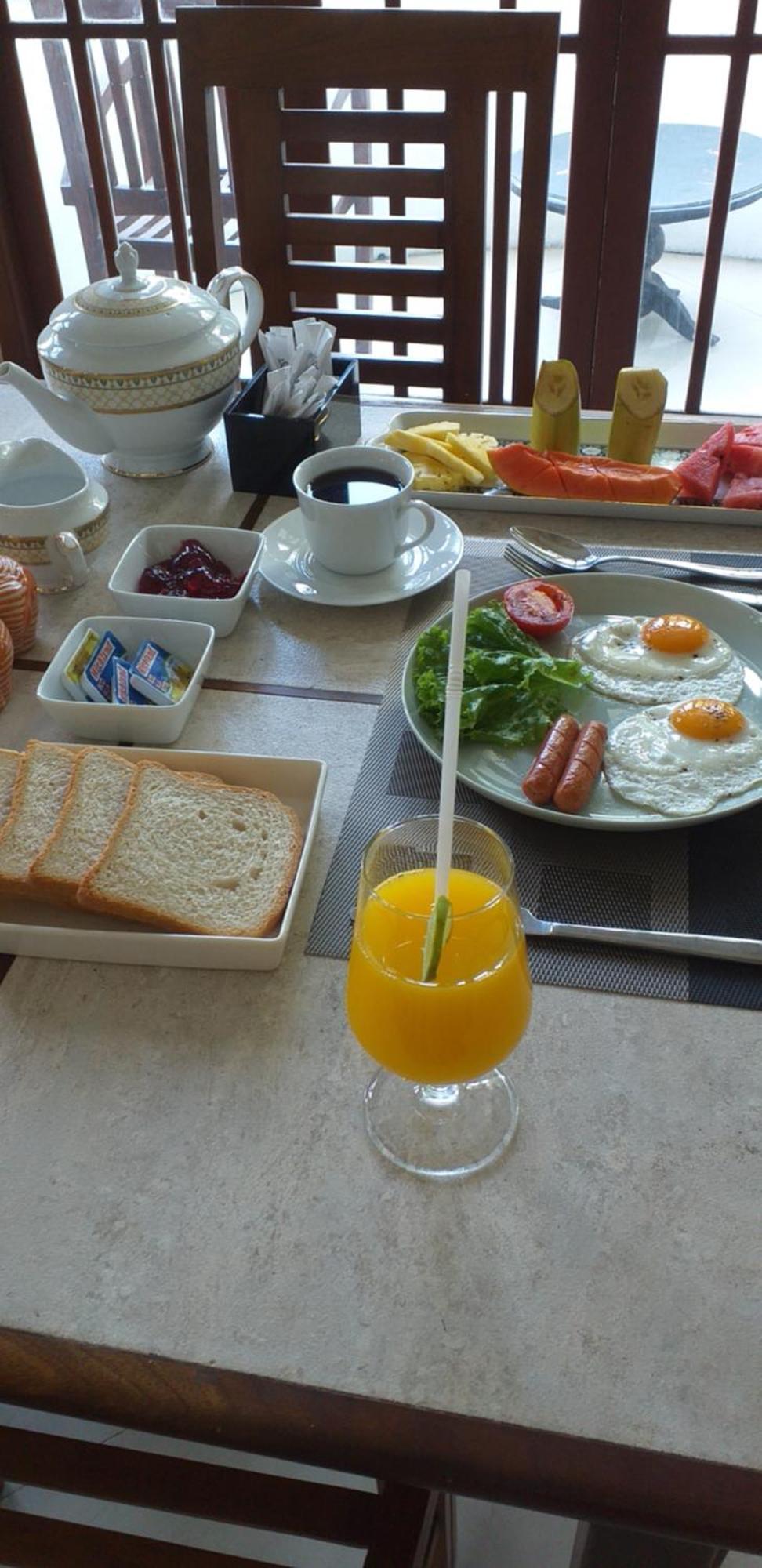 Crown Hills Kandy Inn 외부 사진